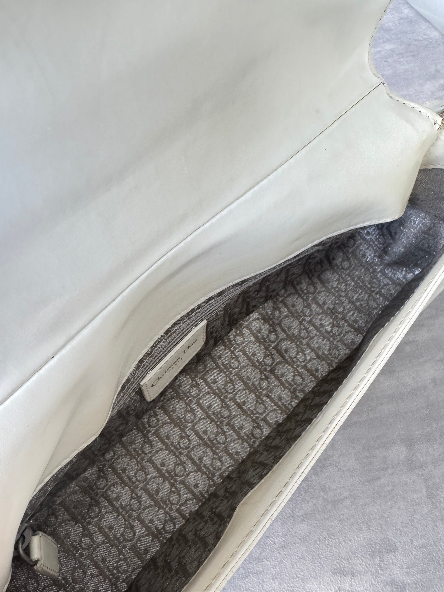 Christian Dior FW 2003 White Patent Leather Bondage Shoulder bag