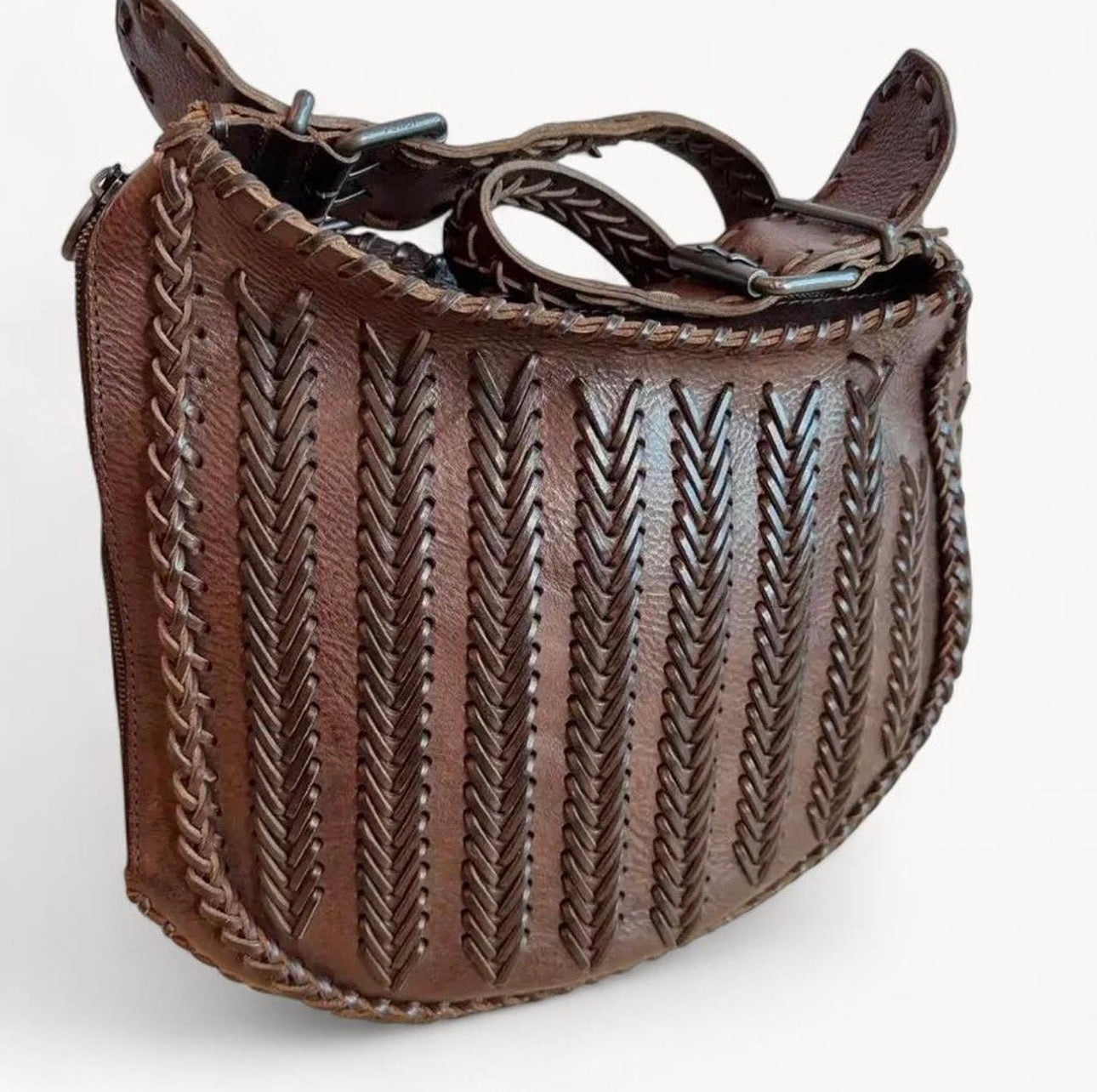 Fendi 2000s Whipstitch Oyster Leather Shoulder Bag