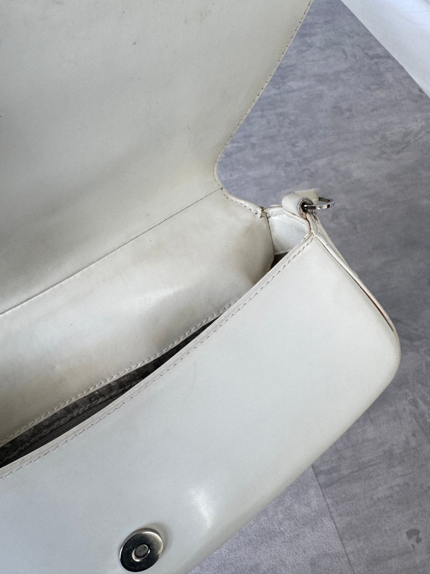 Christian Dior FW 2003 White Patent Leather Bondage Shoulder bag