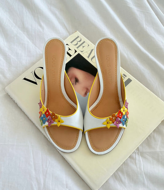 Louis Vuitton 2002 Flower Motif Patent Leather Kitten Heels