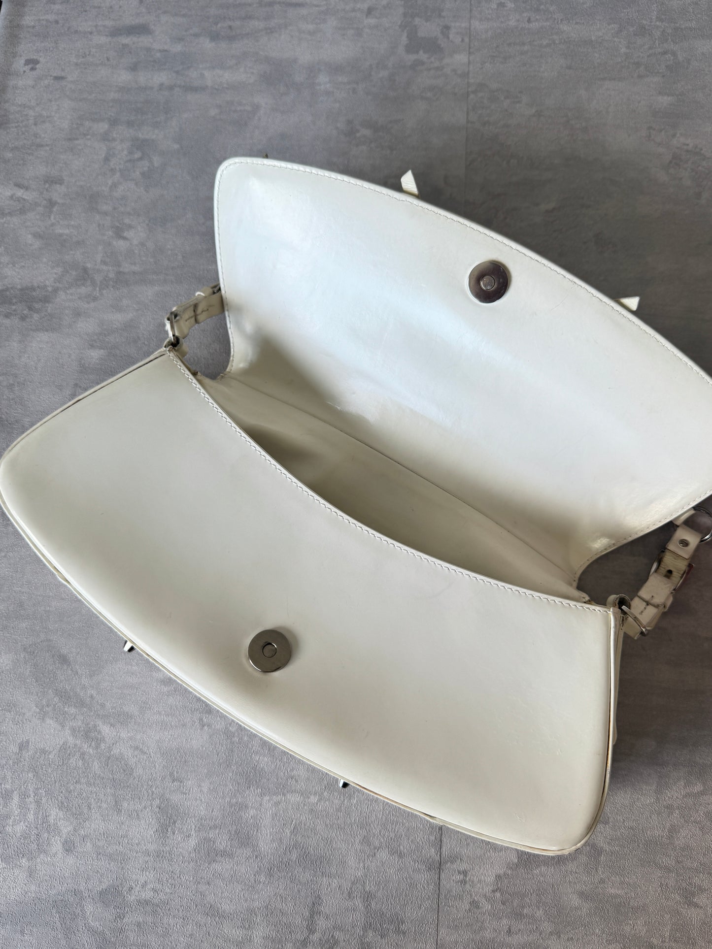 Christian Dior FW 2003 White Patent Leather Bondage Shoulder bag