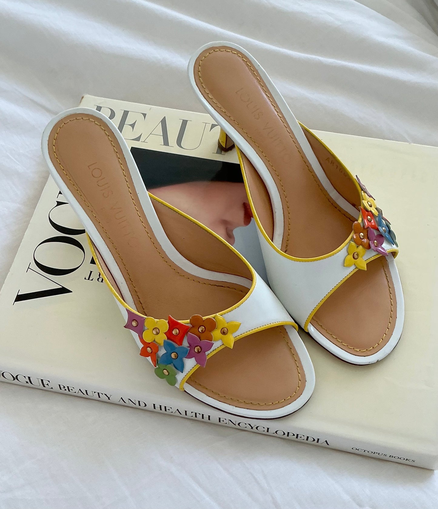 Louis Vuitton 2002 Flower Motif Patent Leather Kitten Heels